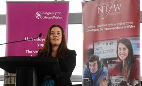 WNS_120225_Apprenticeships_Fair_29.JPG